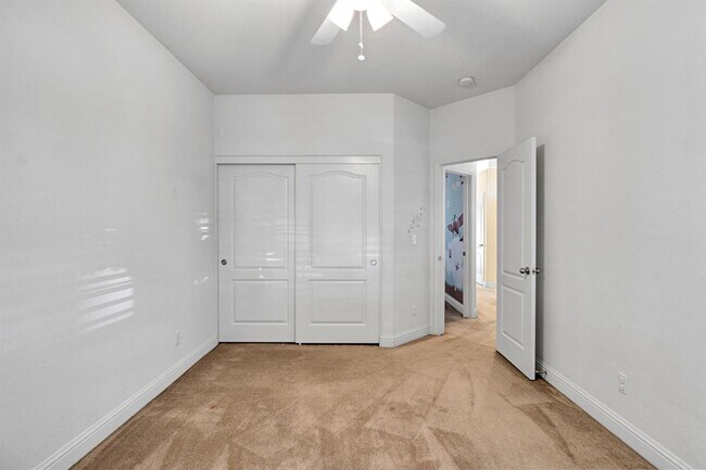 Building Photo - 2157 S Eddy Ave