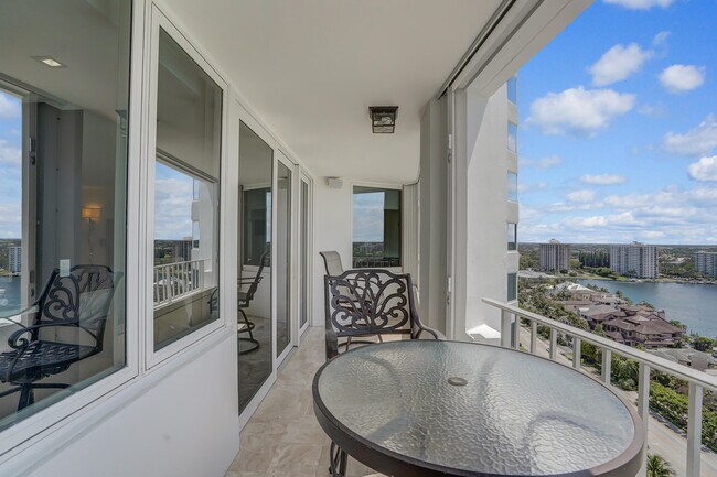 Building Photo - 550 S Ocean Blvd