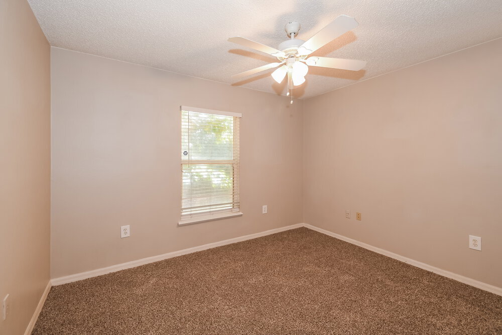 Building Photo - 12451 Glenn Hollow Dr