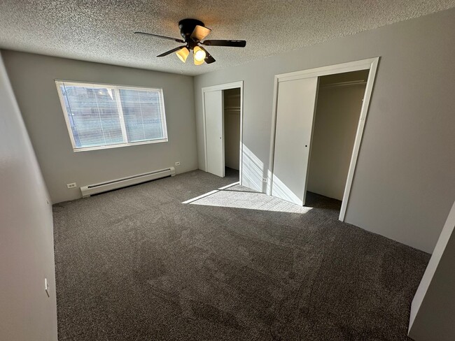 Building Photo - LOCATION LOCATION!! Newly remodeled 1-bedr...