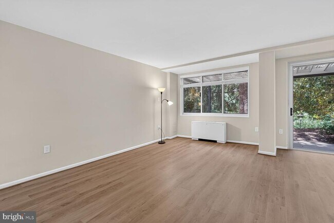 Building Photo - 10500 ROCKVILLE PIK