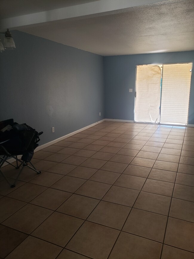 Building Photo - 3560 N Tucson Blvd