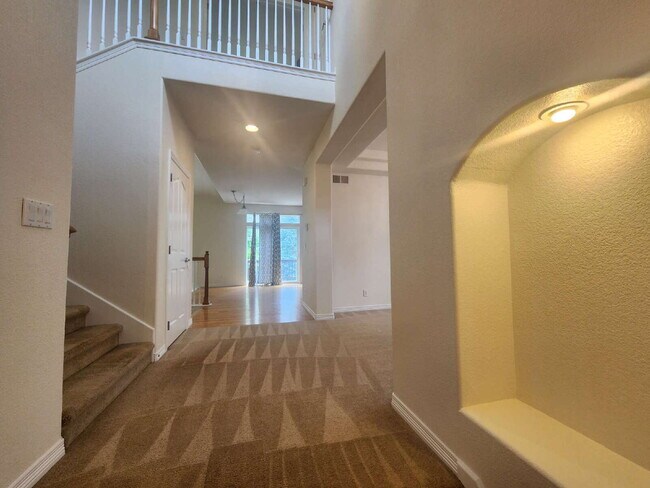 Building Photo - Beautiful 4 Bedroom Home In Beacon Point! Cherry Creek Schools!