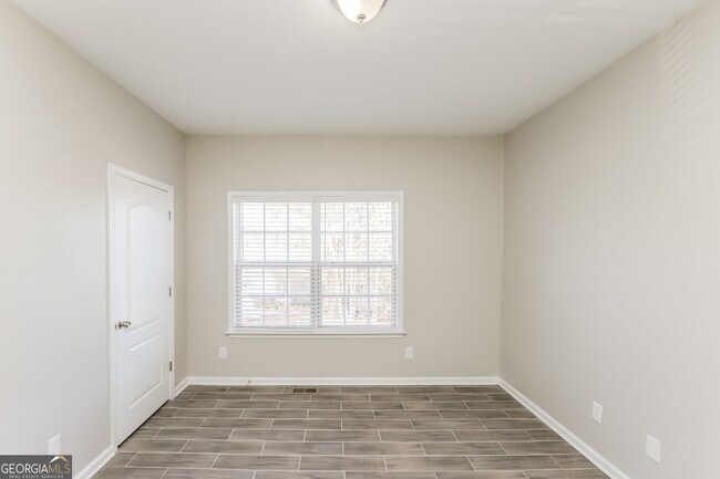 Building Photo - 110 Arborwood Way