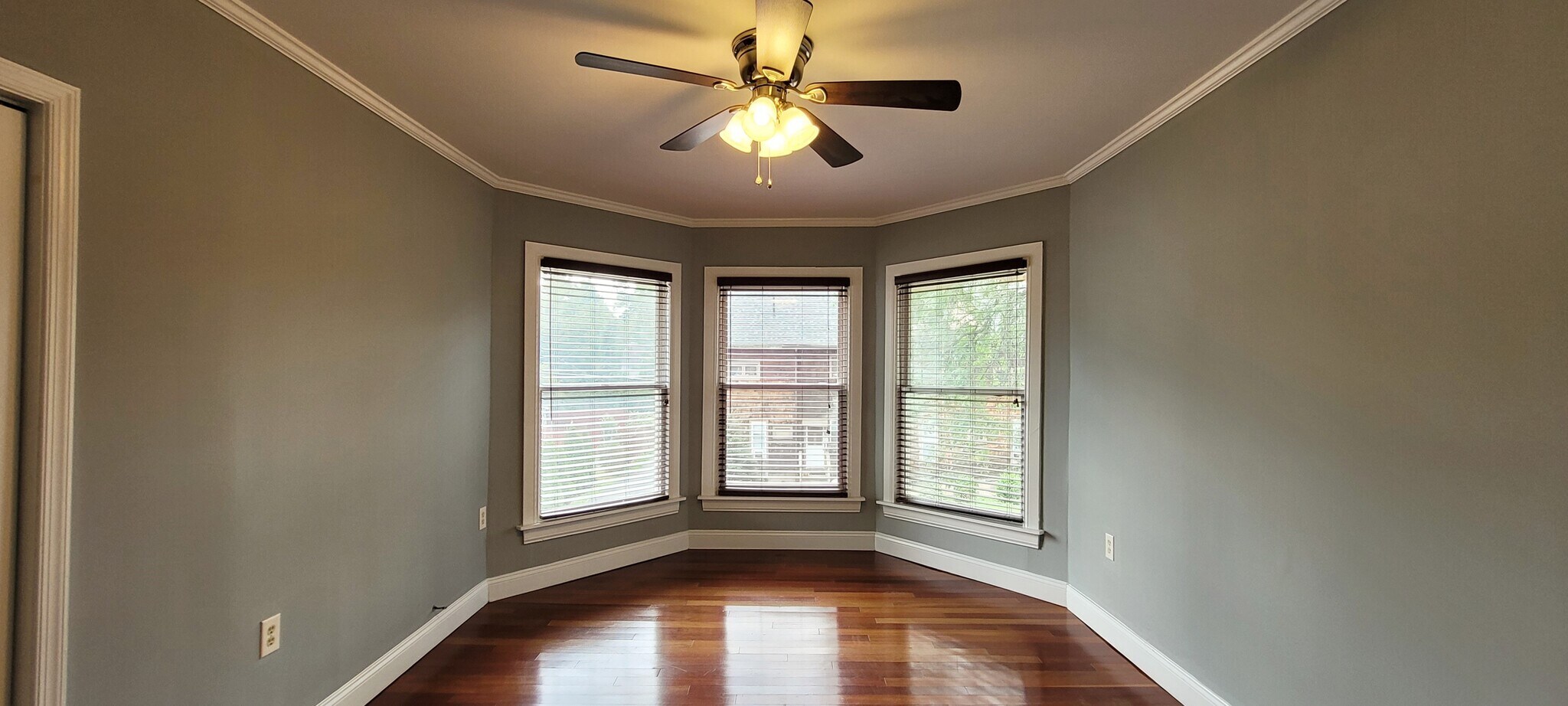 Primary Bedroom - 350 Euclid Ave