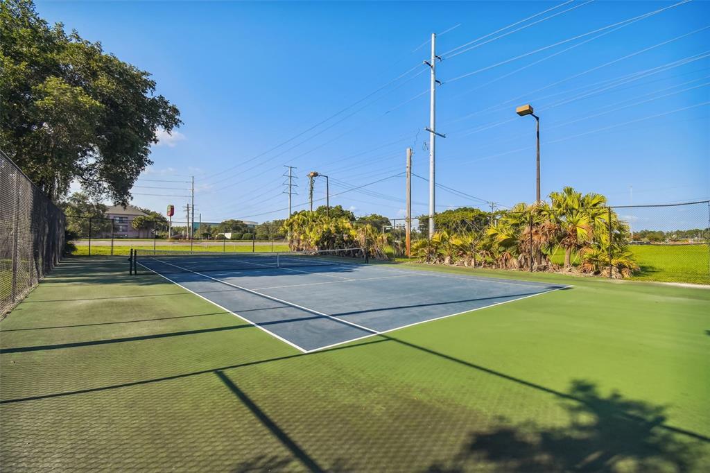 Building Photo - 8517 Island Breeze Ln