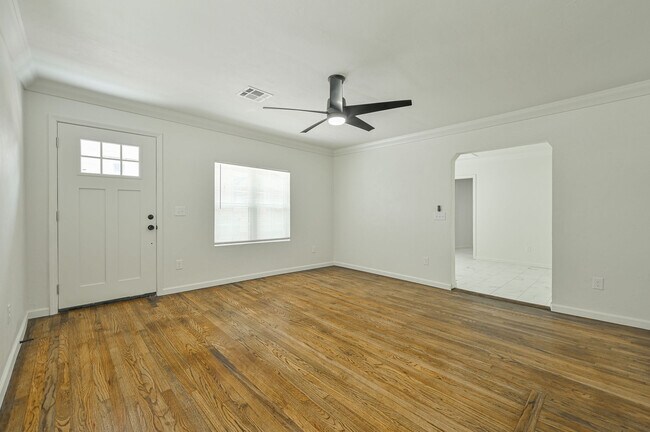 Building Photo - 1524 NW 45th St