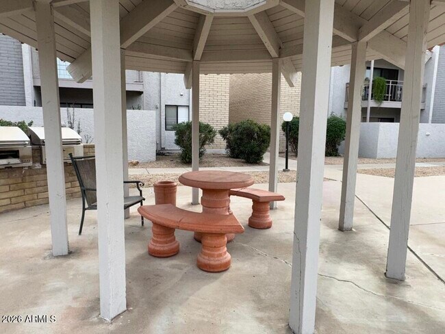 Building Photo - 16635 N Cave Creek Rd