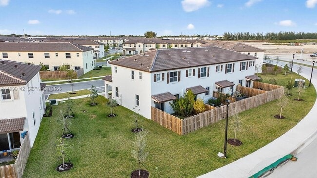 Building Photo - 2650 SE 29th St