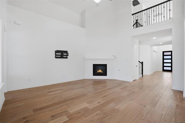 Building Photo - 537 Oakmoss St