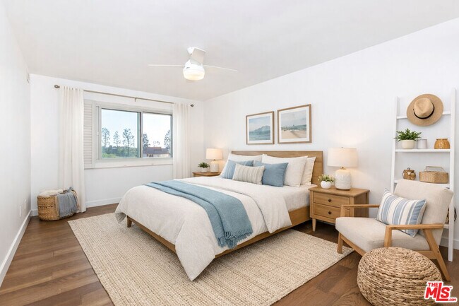 Building Photo - 8710 Delgany Ave