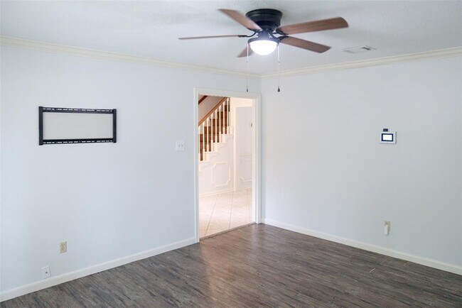 Building Photo - 16611 Brenton Oaks Dr