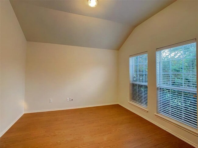 Building Photo - 1108 Alexandria Way