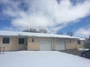 Building Photo - 2406/2408 Skeels Ave