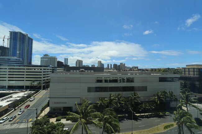 Building Photo - Hawaiki Tower - 2 bedroom, 2 bath with 2 c...