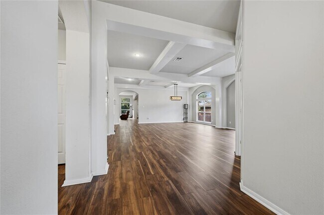 Building Photo - 3013 Covington Pl