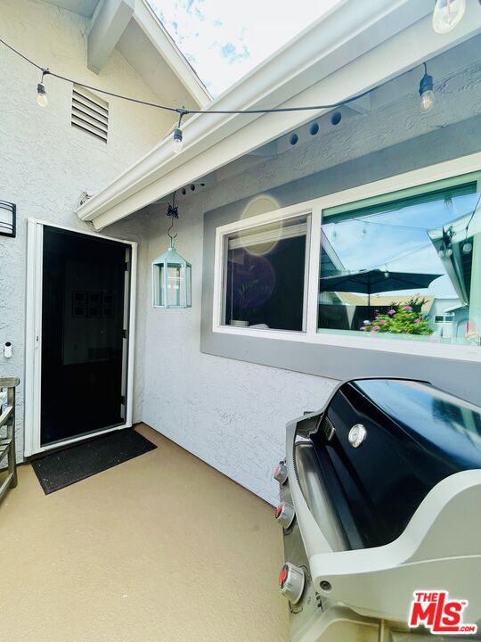 Building Photo - 9534 Bickley Dr