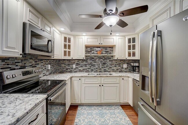 Building Photo - 5108 Brittany Dr S