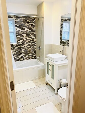 Building Photo - 40 Woodbine St