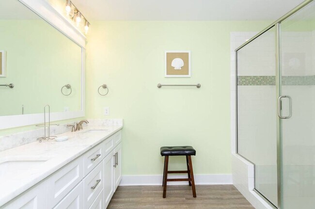 Building Photo - 1211 Fort Fisher Blvd N