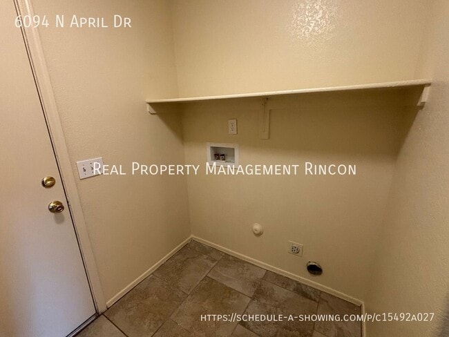 Building Photo - 6094 N April Dr