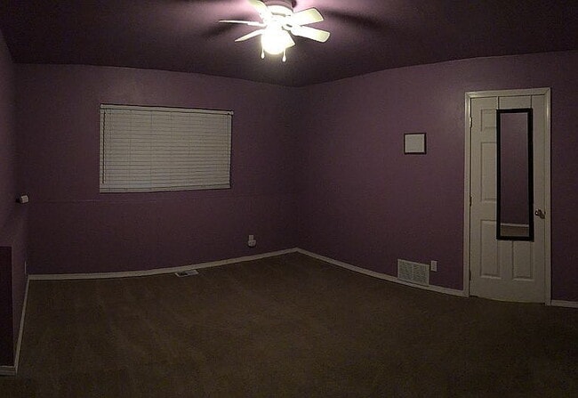 Building Photo - 3-Bed, 2-Bath Retreat in Scenic Eagle River, AK!"