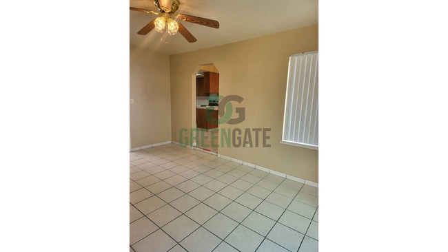 Building Photo - NOW AVAILABLE! Make this spacious 4 bedroo...