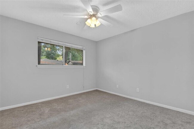 Building Photo - 3022 Birch Creek Dr