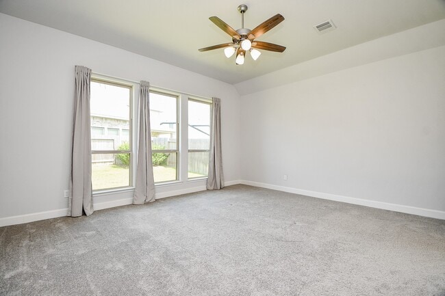 Building Photo - 21312 Palm Arbor Dr