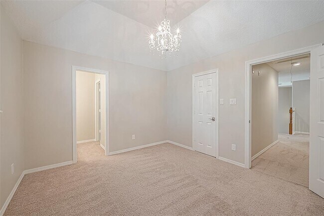Building Photo - 13135 Finch Brook Dr