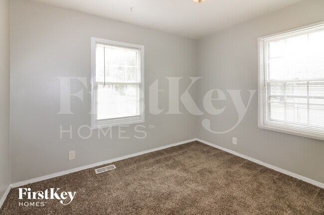 Building Photo - 9312 Stark Ave