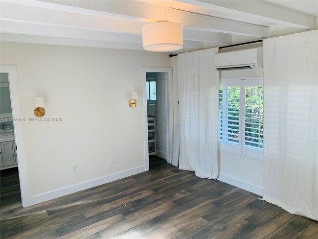 Building Photo - 4218 Braganza Ave