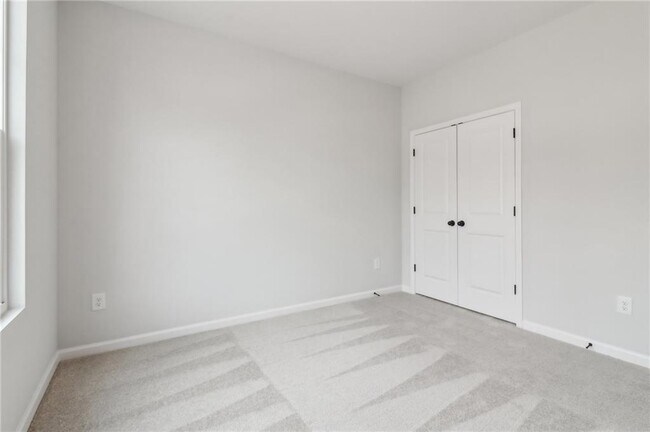 Building Photo - 2072 Buice Lake Pkwy