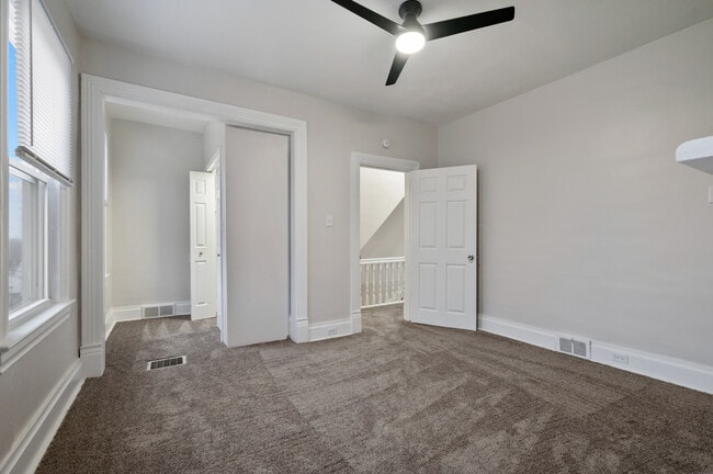 Building Photo - 134 Wynoka St