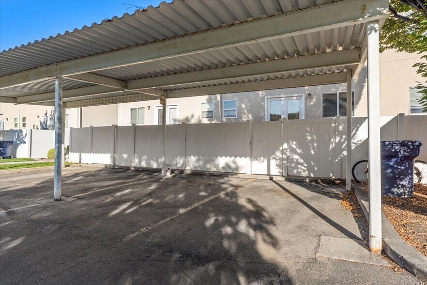 Building Photo - 1552 S 850 W