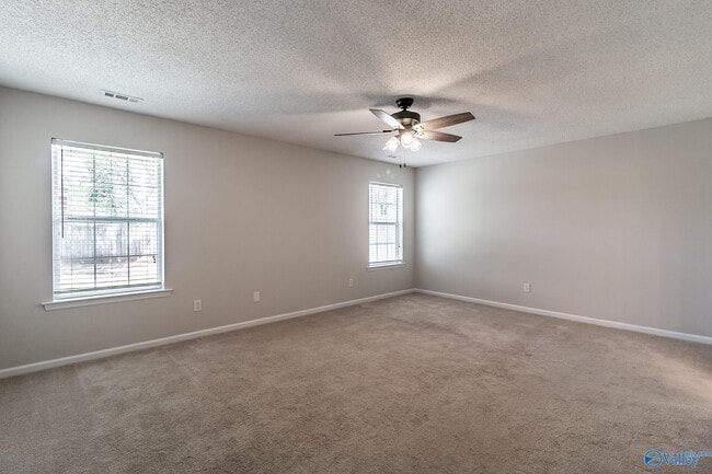 Building Photo - 114 Clover Ridge Dr