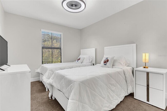 Building Photo - 105 Kenny Blvd