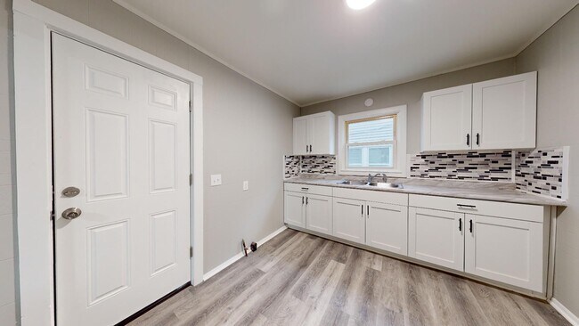 Building Photo - 3975 W.23rd