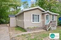 Building Photo - 3233 Sanford St