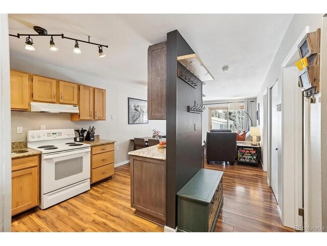 Building Photo - 22974 US-6