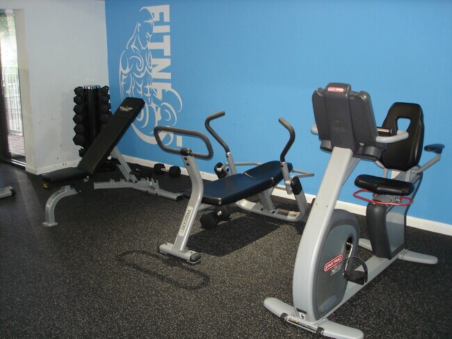 Building Photo - 7727 SW 86th St