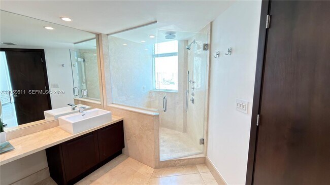 Building Photo - 150 Sunny Isles Blvd