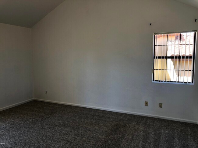 Building Photo - 16226 S 37th Way