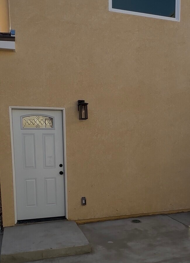 Building Photo - 1153 Alameda Ave