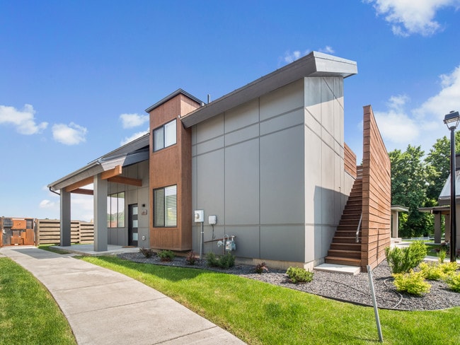 Building Photo - 7217 N 5 Mile Rd