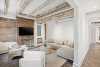 Building Photo - 309 Lorch St