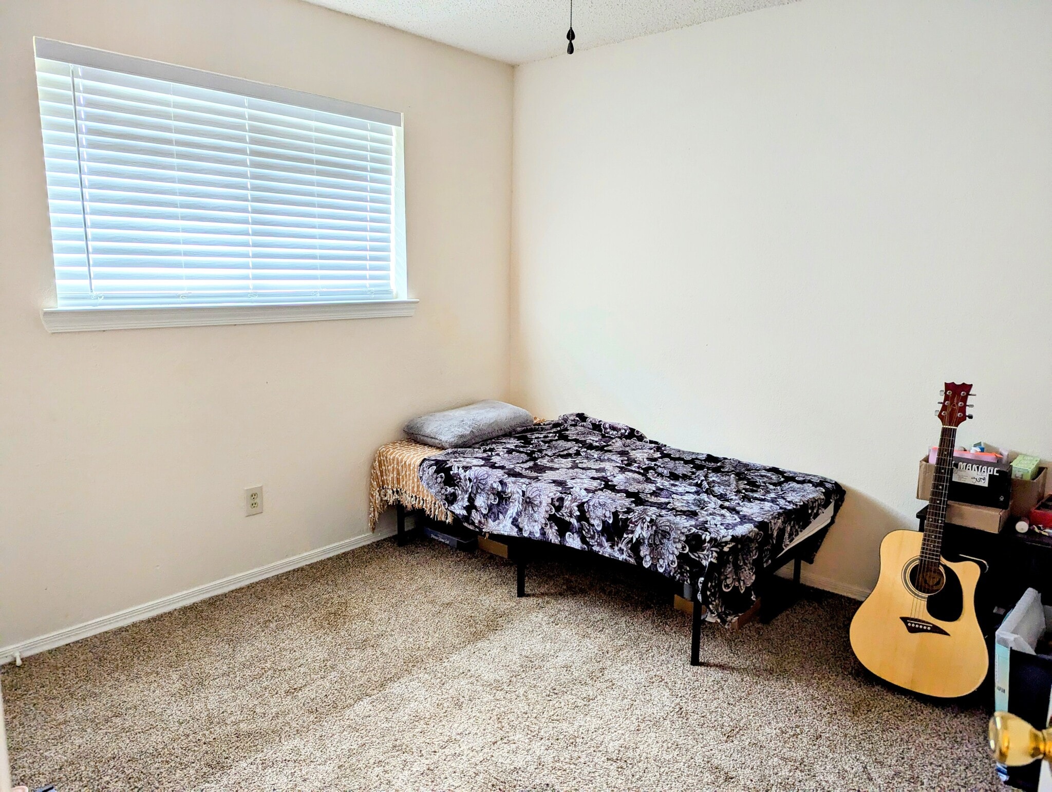 Building Photo - 2207 Placid Dr