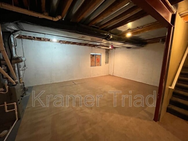 Building Photo - 41472 Glade Rd