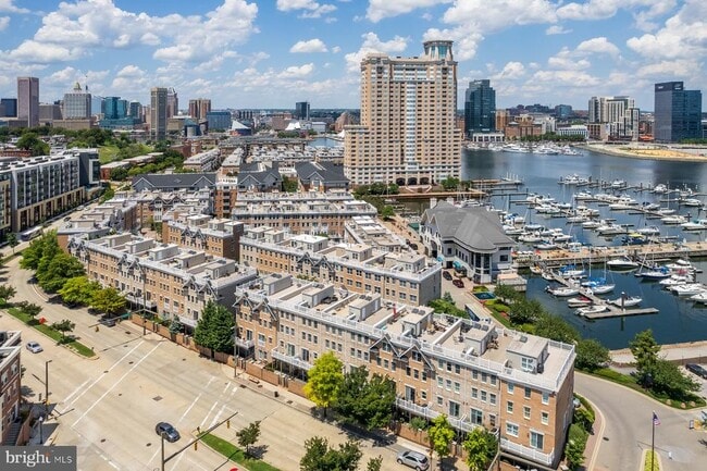 Building Photo - 1236 Harbor Island Walk