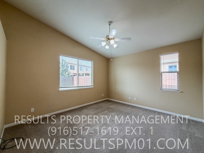 Building Photo - Single Story in West Roseville